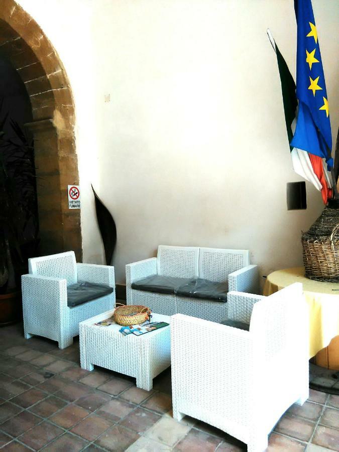 La Corte Di Zaccaria Mazara del Vallo Exteriör bild